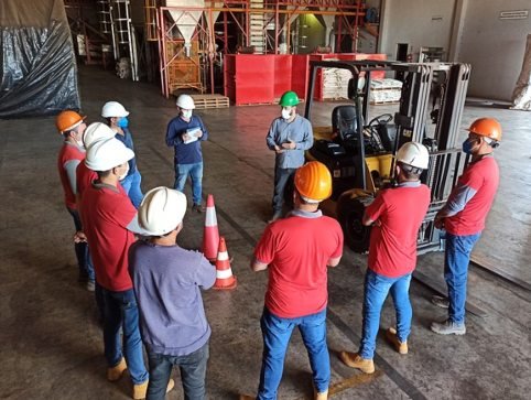 Taking Forklift Training in Napier-Hastings 