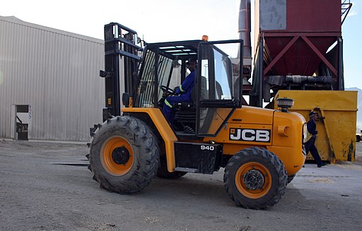Taking the rough terrain forklift training - Cost and Lenght of Training
